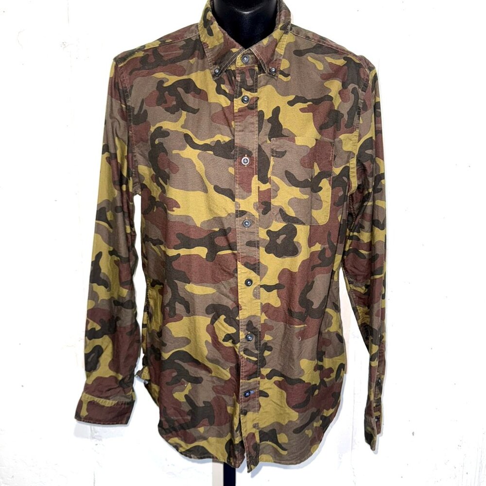 The Modern Oxford Gap Size Small Camouflage Men's Button Down